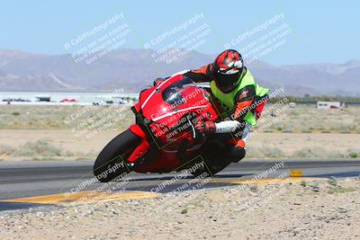 media/Apr-13-2024-SoCal Trackdays (Sat) [[f1617382bd]]/2-Turn 9 Inside (950am)/